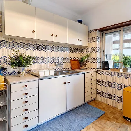 Apartment Retro House Moledo