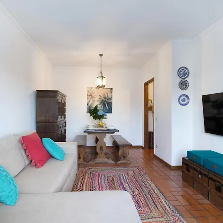 Retro House
