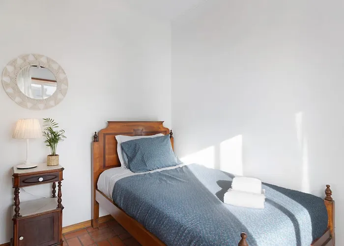 Retro House Apartment